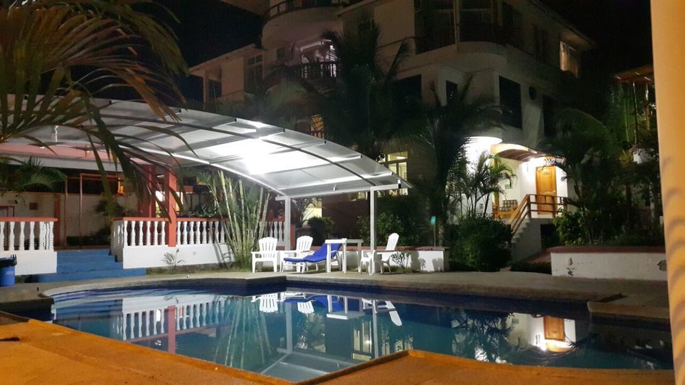Hotel Dejavu Puerto Ayora  Zewnętrze zdjęcie
