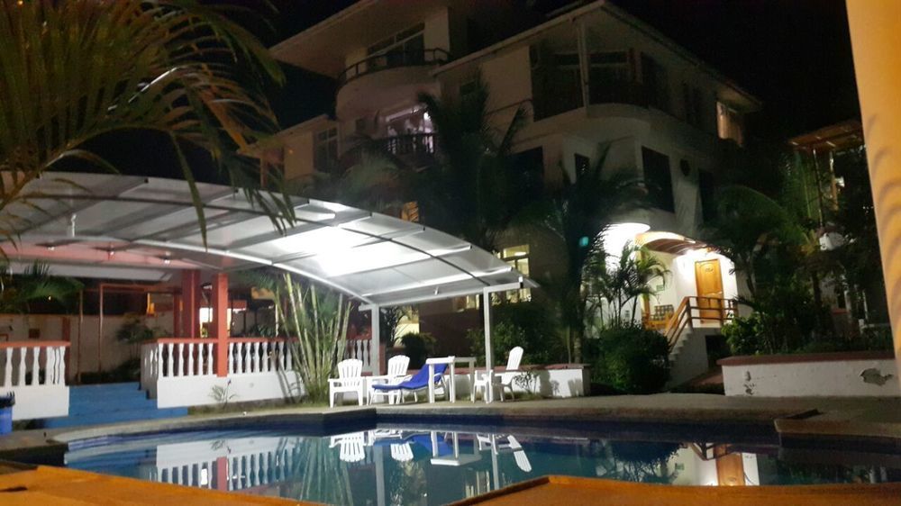 Hotel Dejavu Puerto Ayora  Zewnętrze zdjęcie