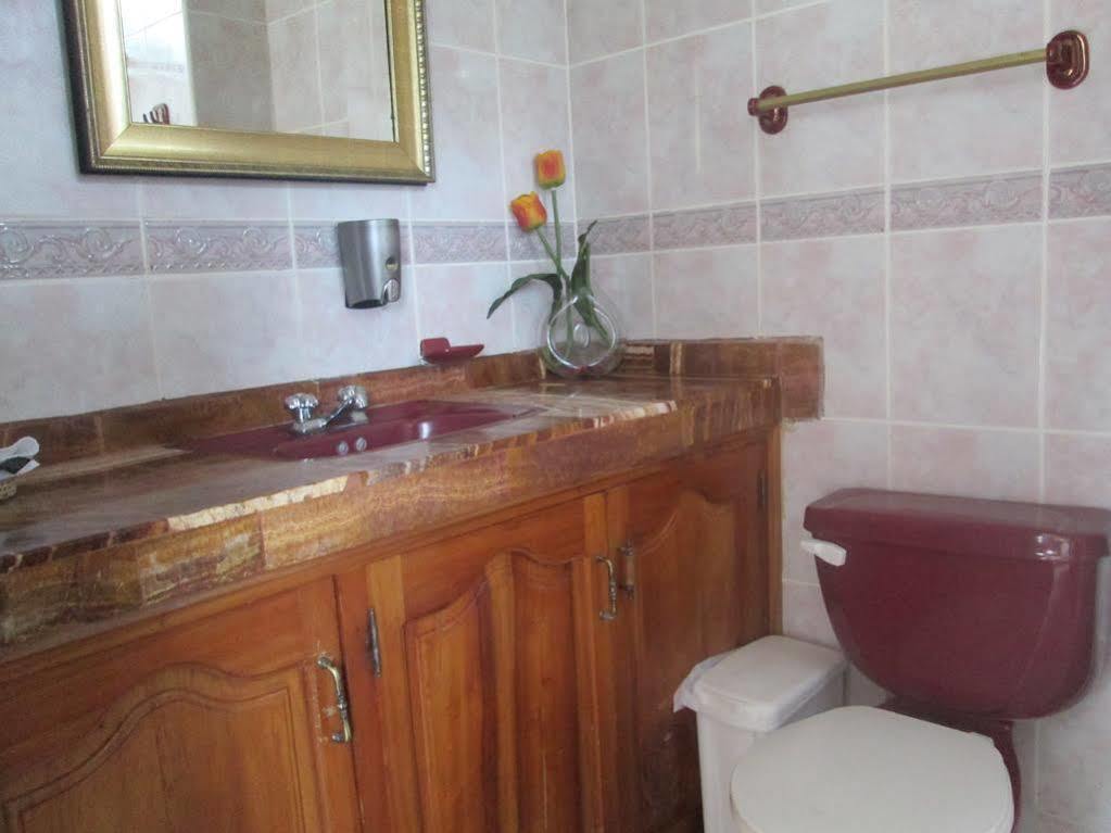 Hotel Dejavu Puerto Ayora  Zewnętrze zdjęcie
